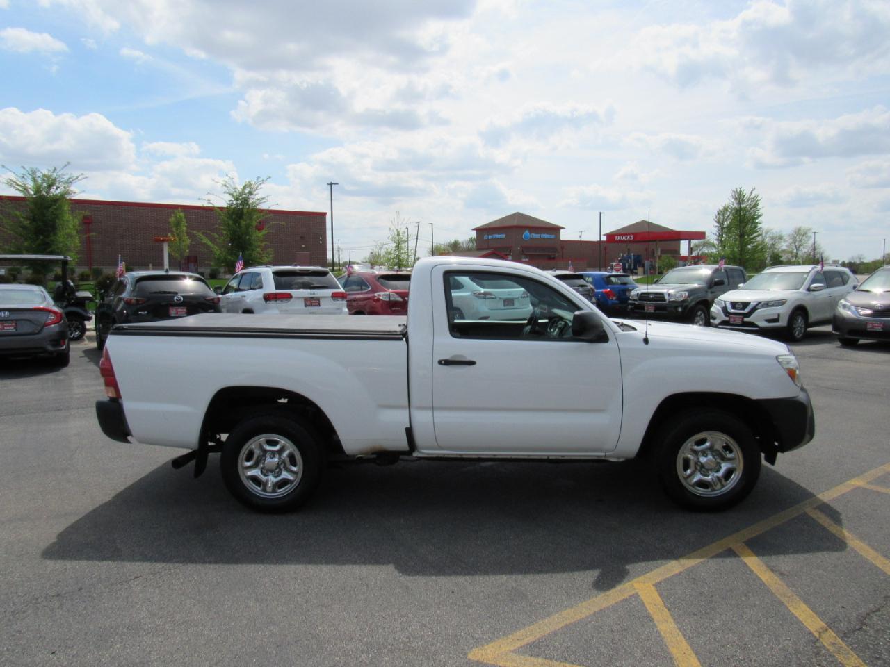 Toyota Tacoma 2WD Reg Cab I4 MT (Natl) 2013