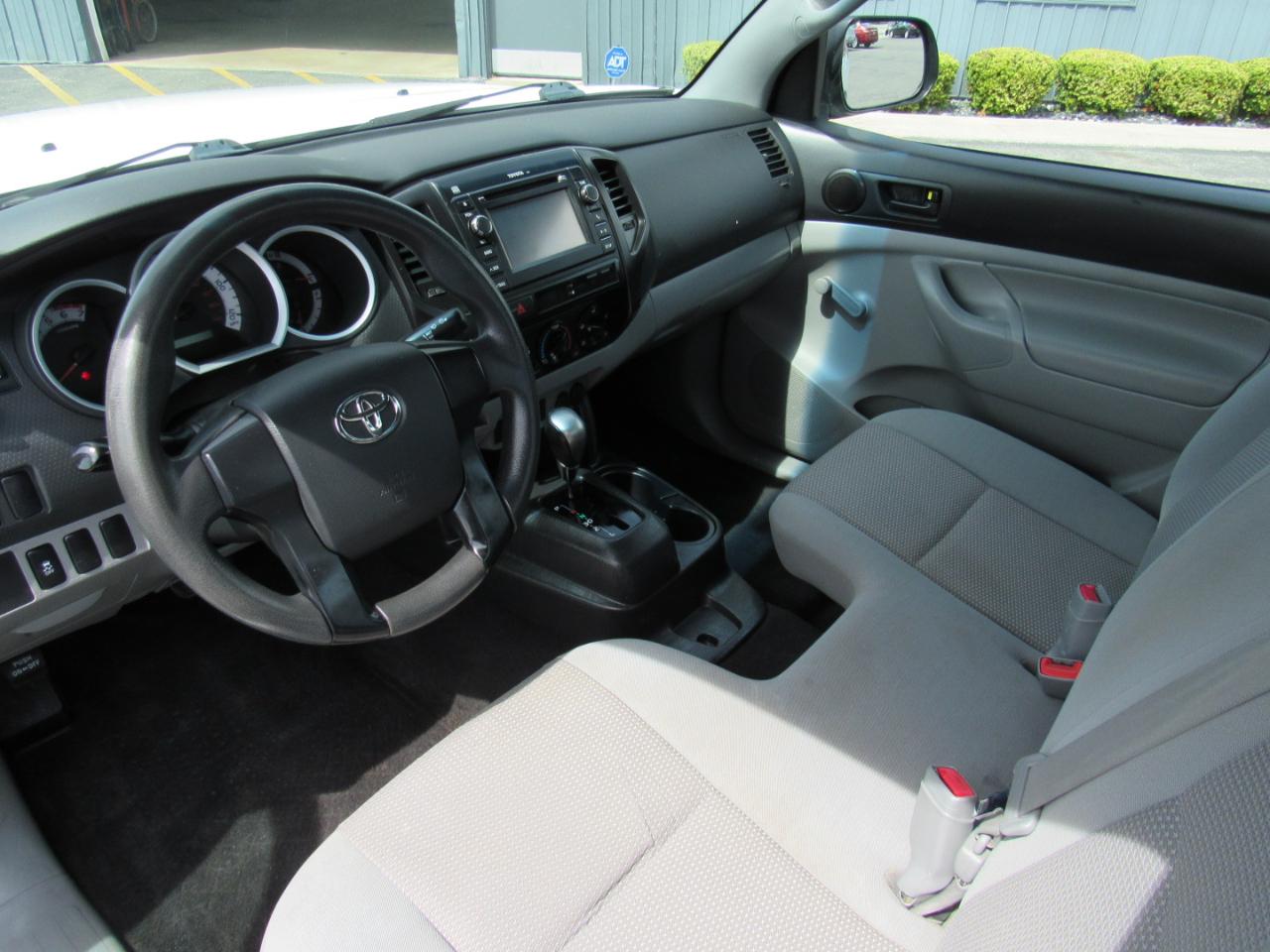 Toyota Tacoma 2WD Reg Cab I4 MT (Natl) 2013