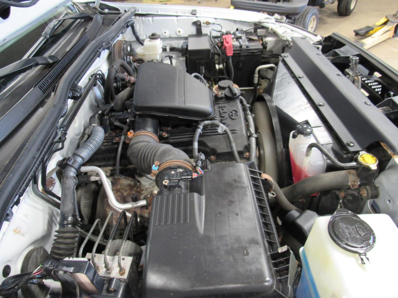 Toyota Tacoma 2WD Reg Cab I4 MT (Natl) 2013