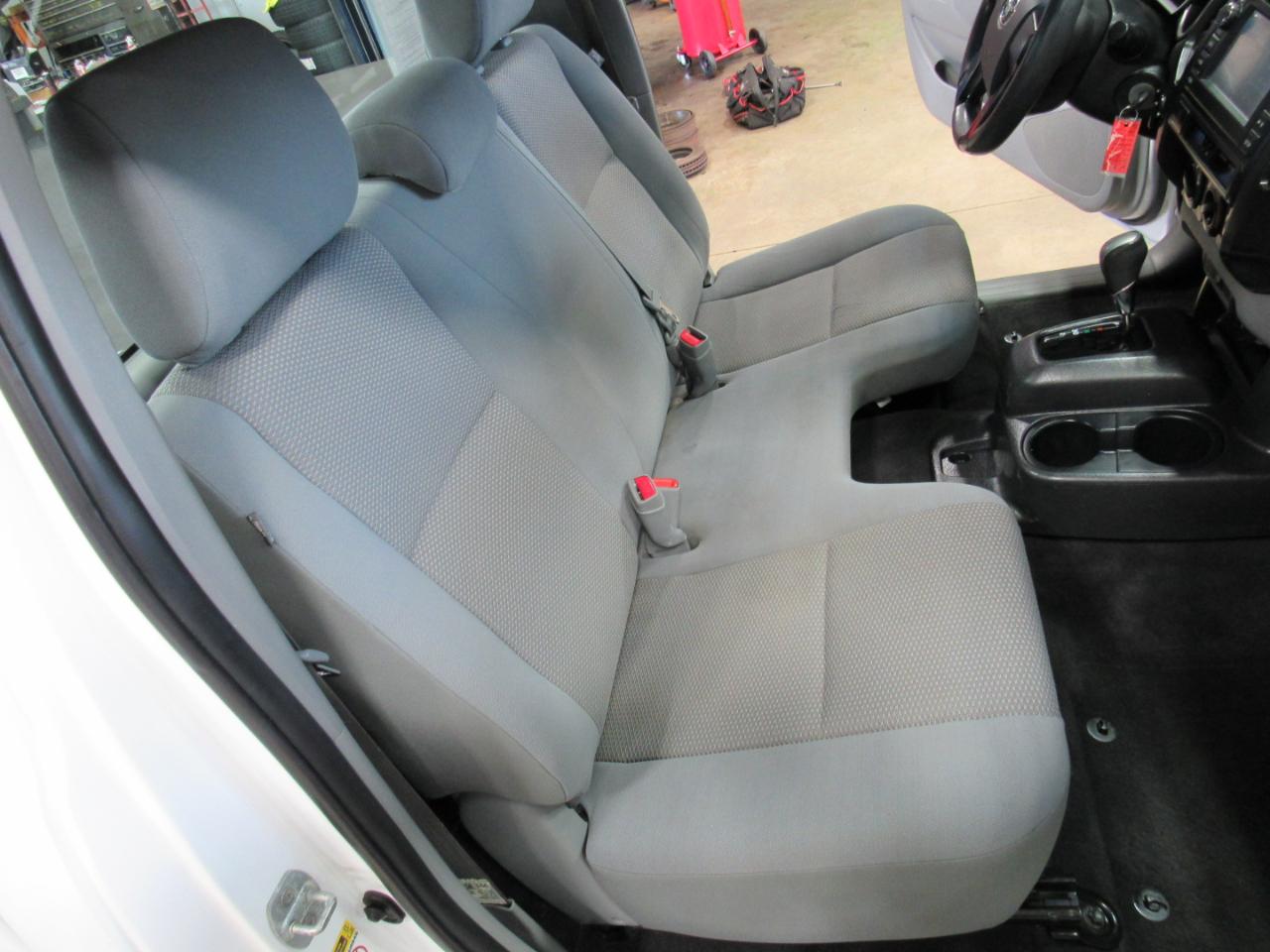 Toyota Tacoma 2WD Reg Cab I4 MT (Natl) 2013