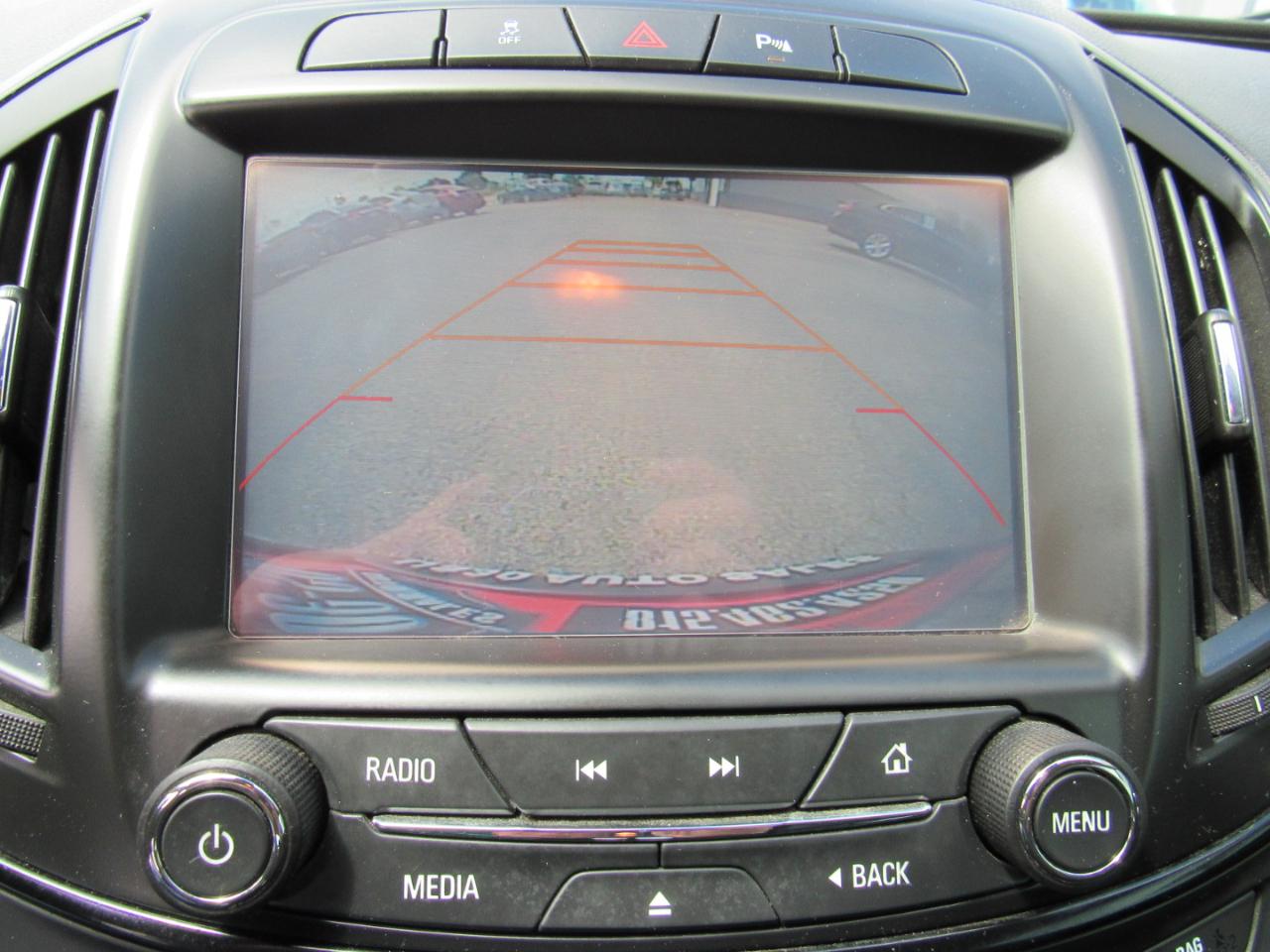 Buick Regal 4dr Sdn Premium II AWD 2016