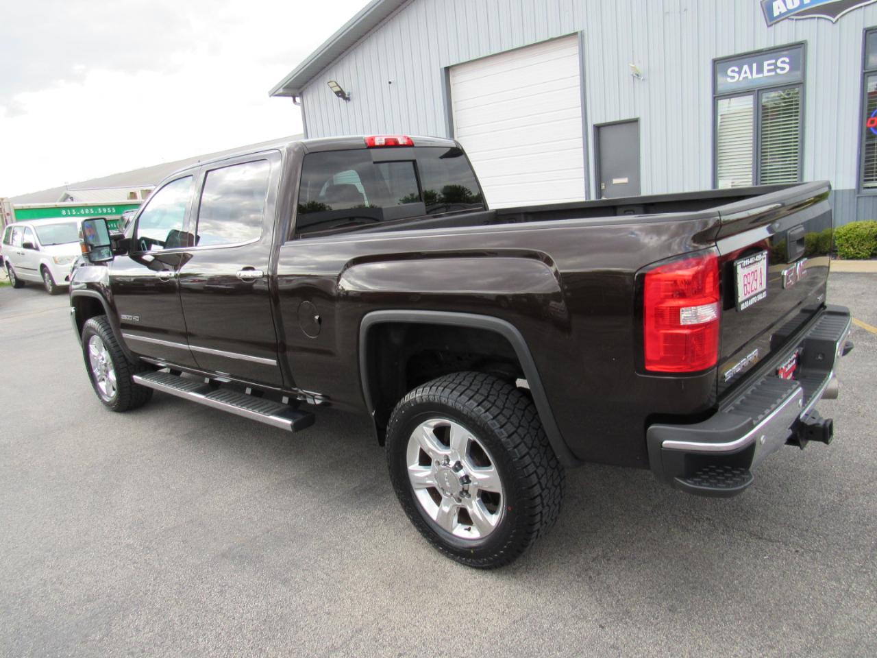 GMC Sierra 2500HD 4WD Crew Cab 153.7" SLT 2018