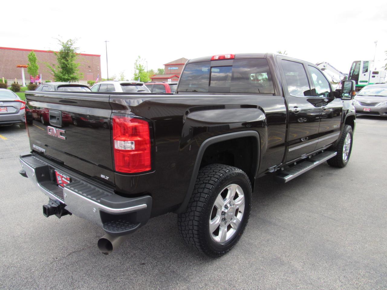 GMC Sierra 2500HD 4WD Crew Cab 153.7" SLT 2018