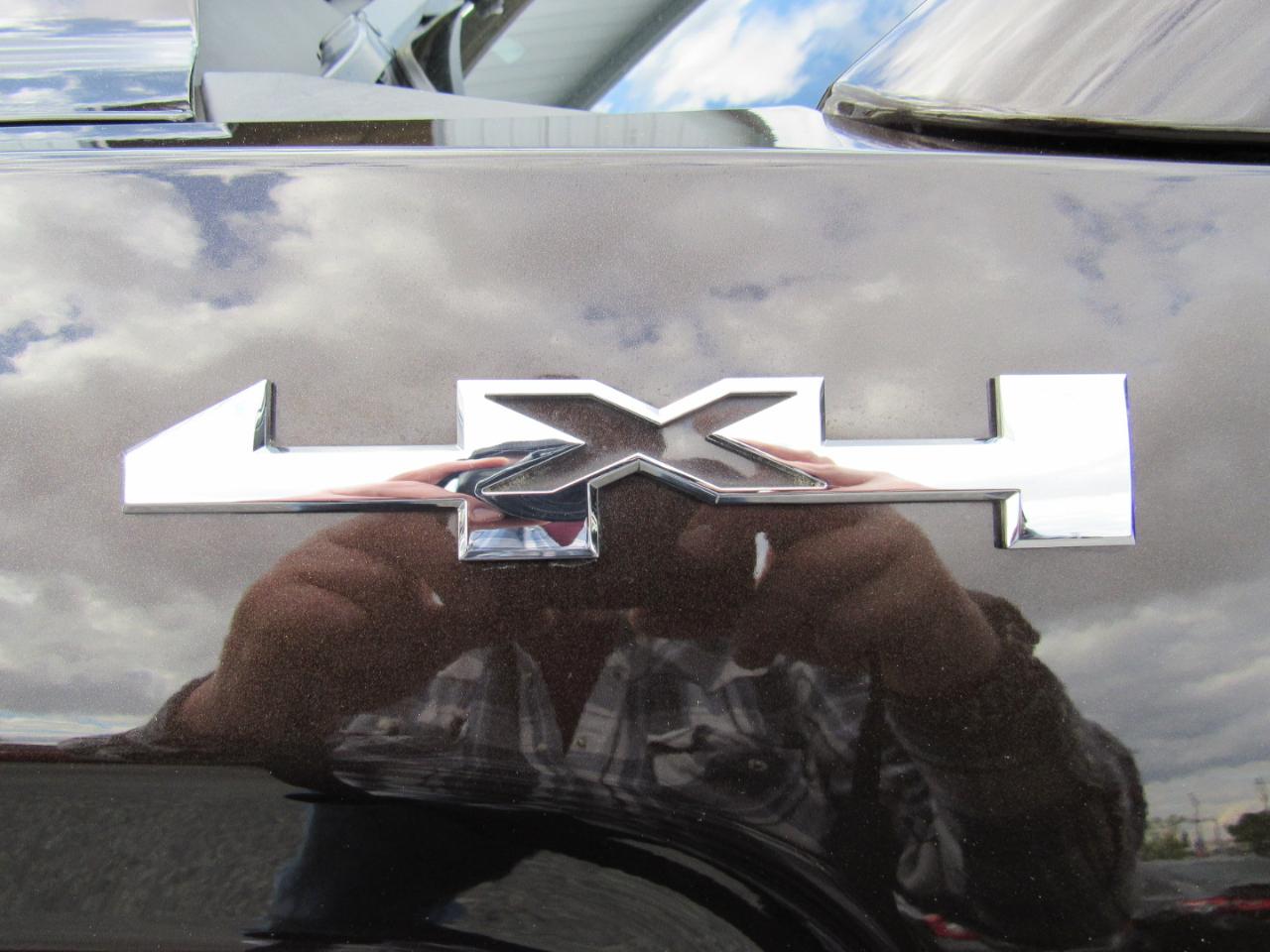 GMC Sierra 2500HD 4WD Crew Cab 153.7" SLT 2018