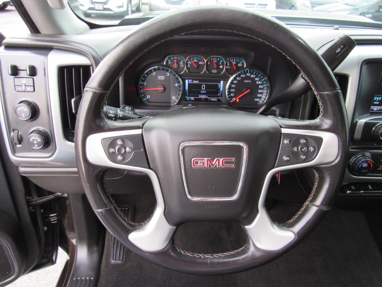 GMC Sierra 2500HD 4WD Crew Cab 153.7" SLT 2018