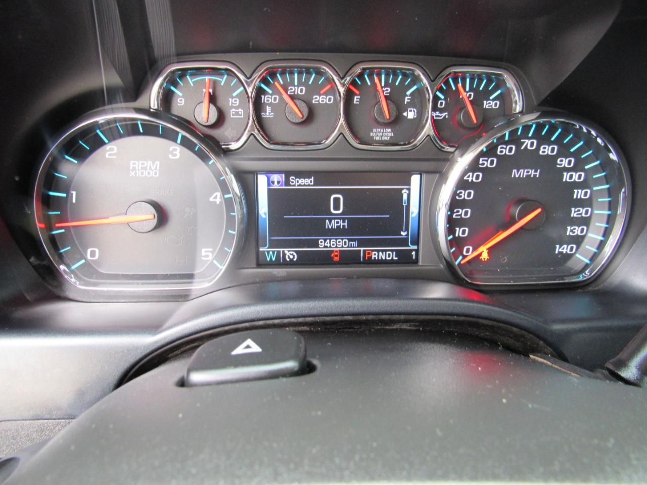 GMC Sierra 2500HD 4WD Crew Cab 153.7" SLT 2018