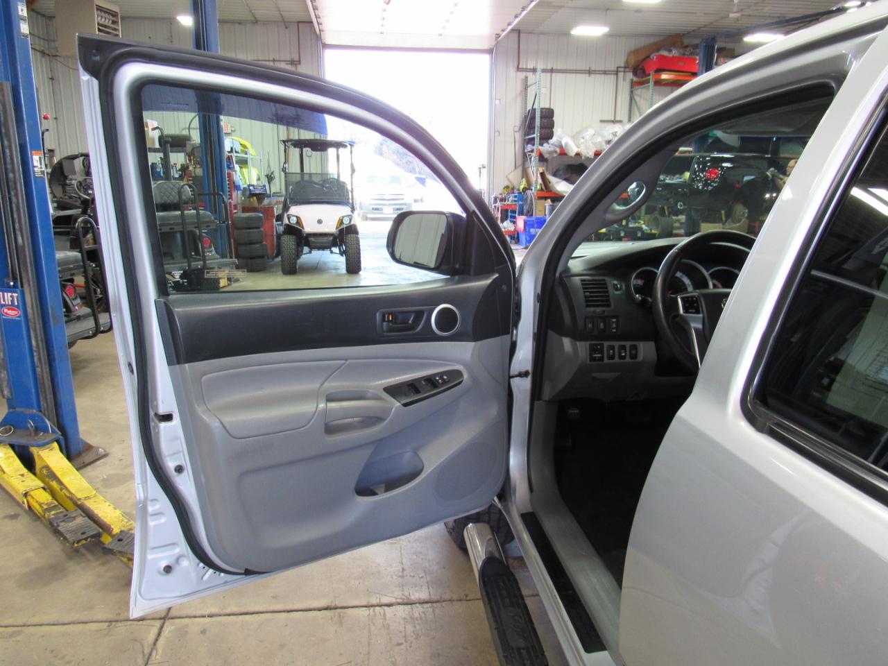 Toyota Tacoma Double Cab V6 Auto 4WD 2013