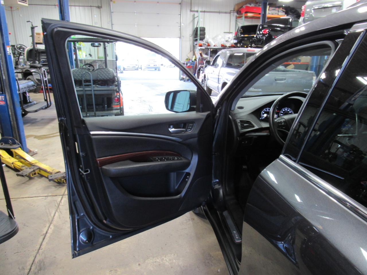 Acura MDX SH-AWD 4dr Tech Pkg 2014