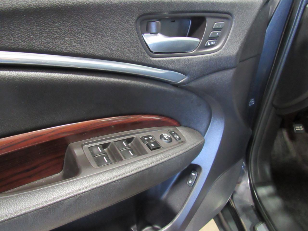 Acura MDX SH-AWD 4dr Tech Pkg 2014