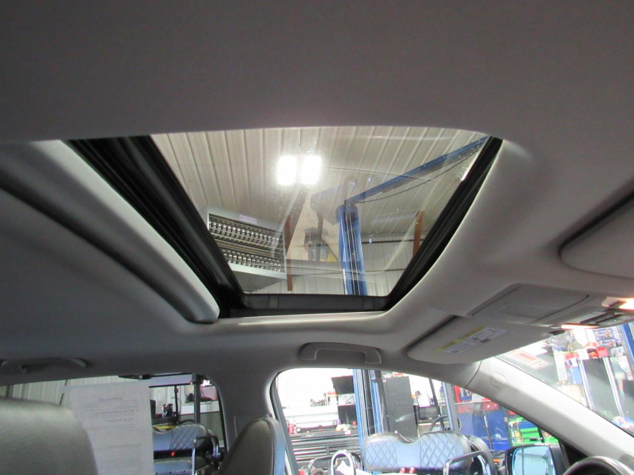 Acura MDX SH-AWD 4dr Tech Pkg 2014