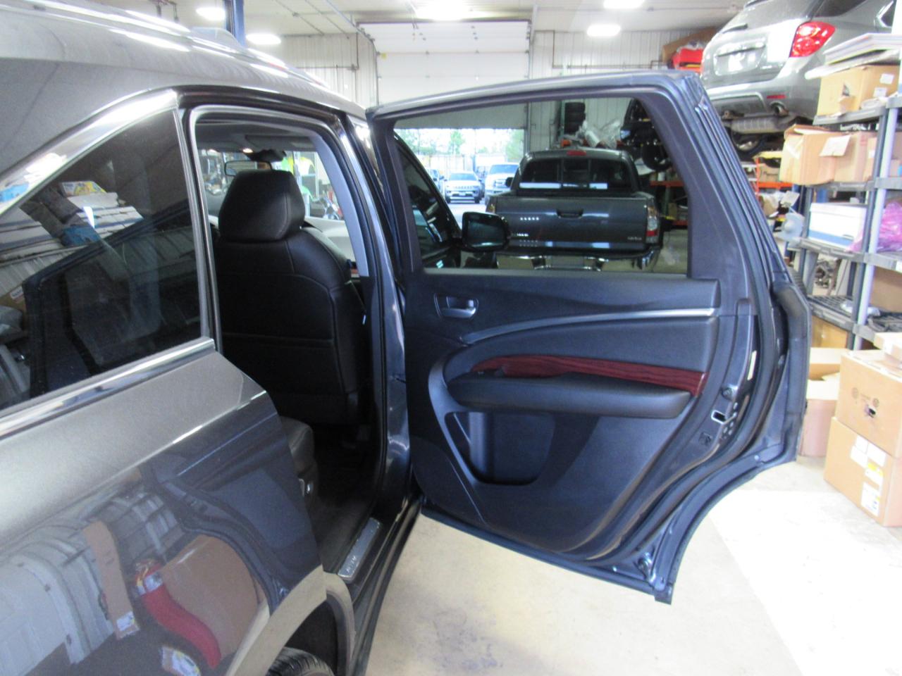 Acura MDX SH-AWD 4dr Tech Pkg 2014