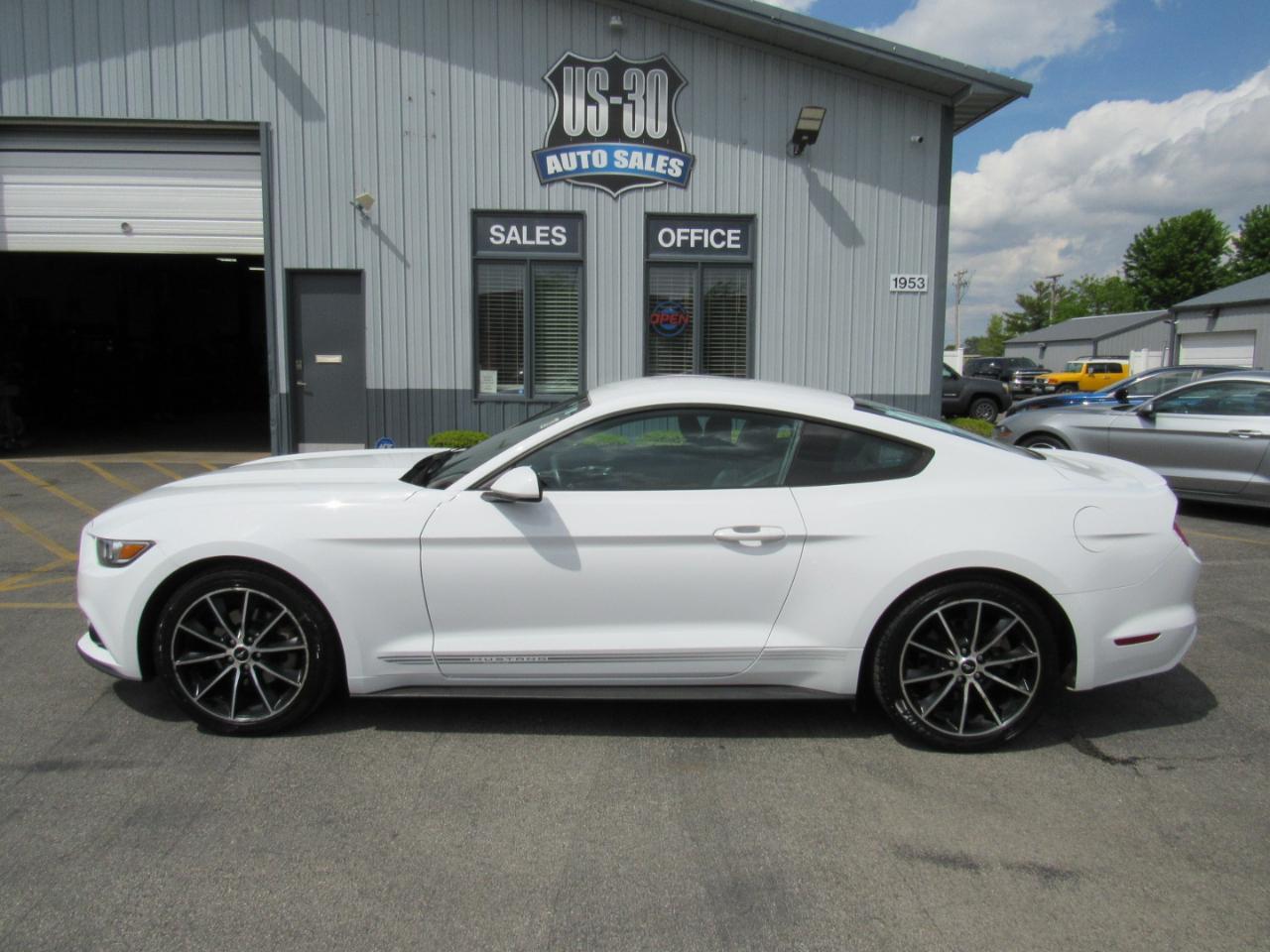 Ford Mustang 2dr Fastback EcoBoost 2016