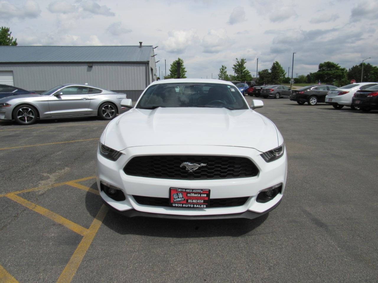 Ford Mustang 2dr Fastback EcoBoost 2016
