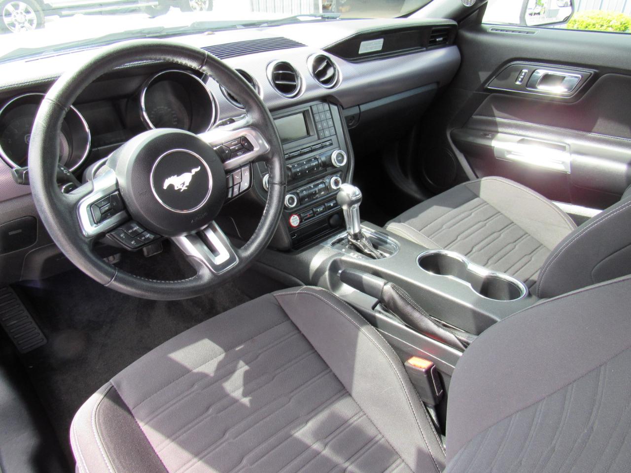 Ford Mustang 2dr Fastback EcoBoost 2016