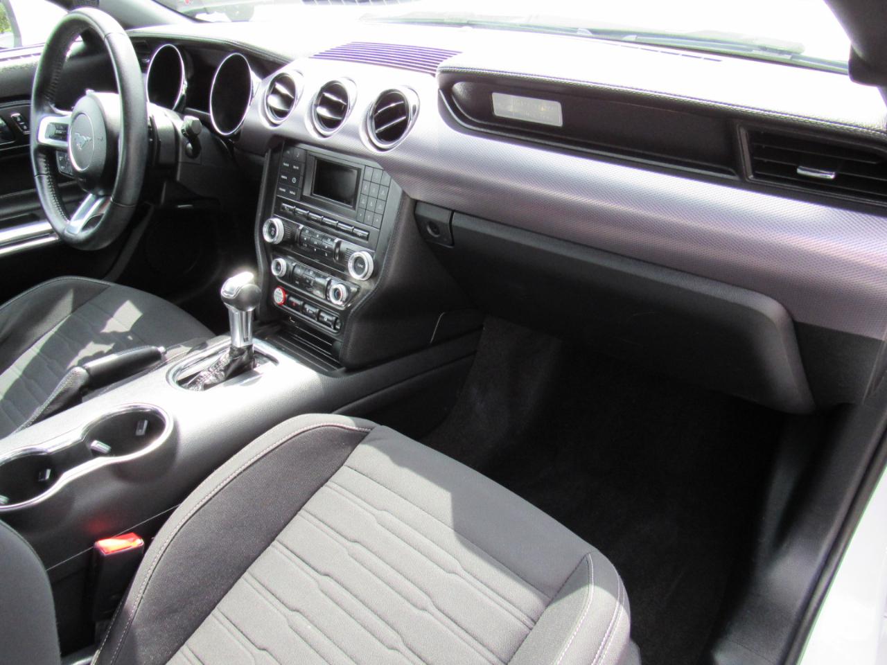 Ford Mustang 2dr Fastback EcoBoost 2016
