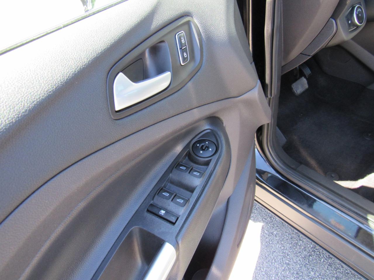 Ford Escape 4WD 4dr SE 2016