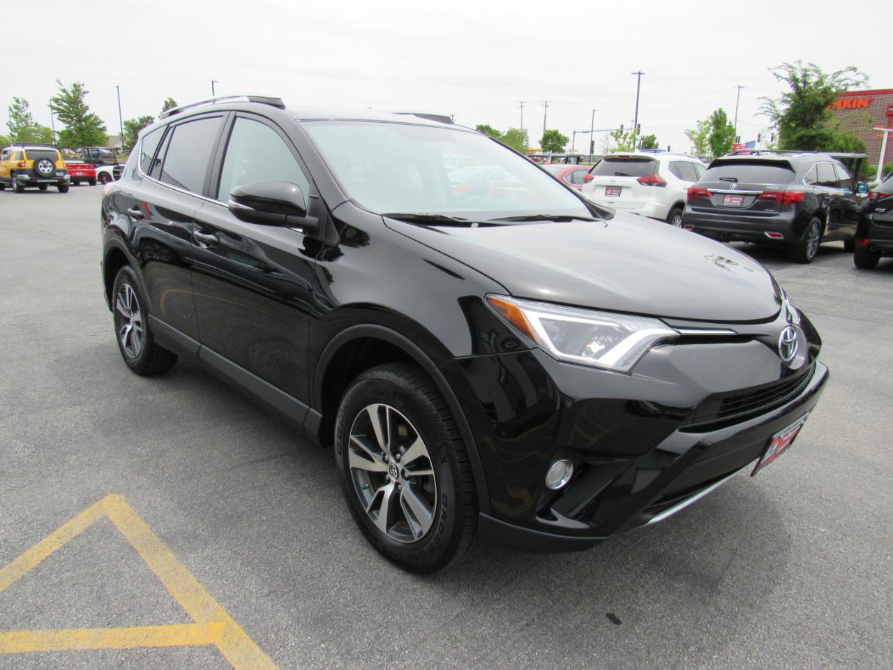 Toyota RAV4 AWD 4dr XLE (Natl) 2016