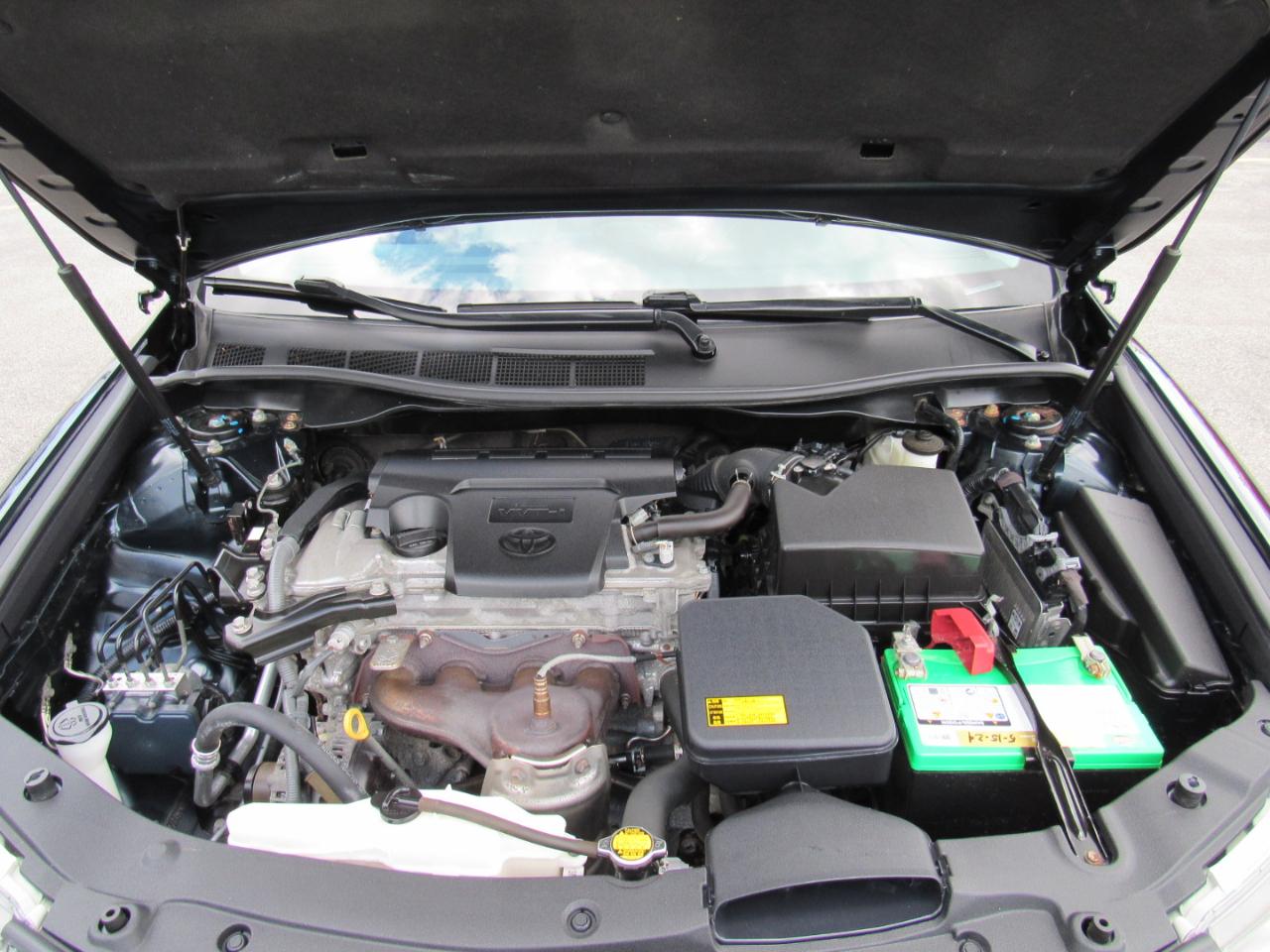 Toyota Camry 4dr Sdn I4 Auto SE (Natl) 2013