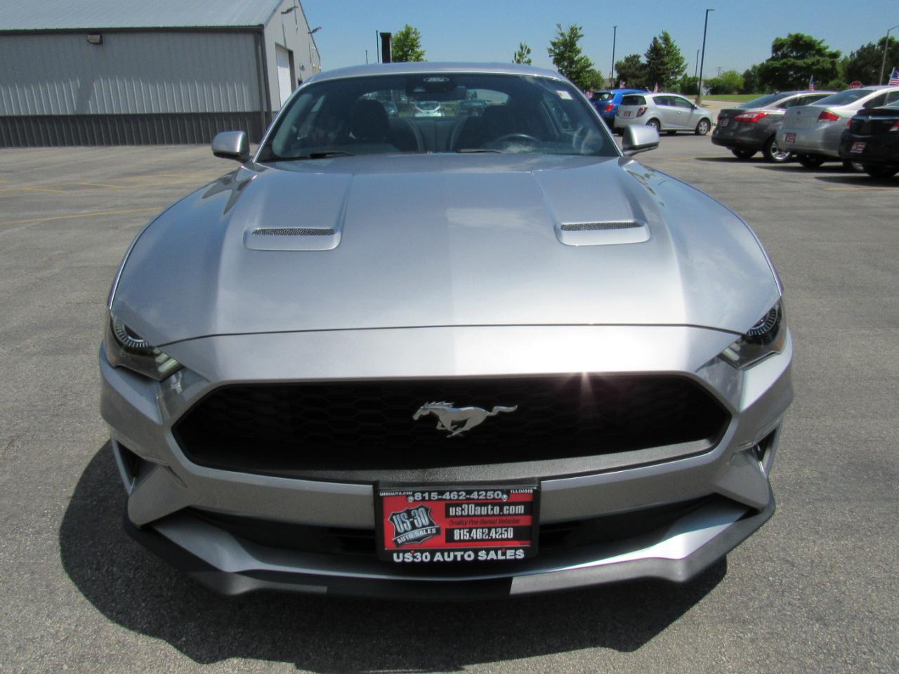 Ford Mustang EcoBoost Fastback 2021