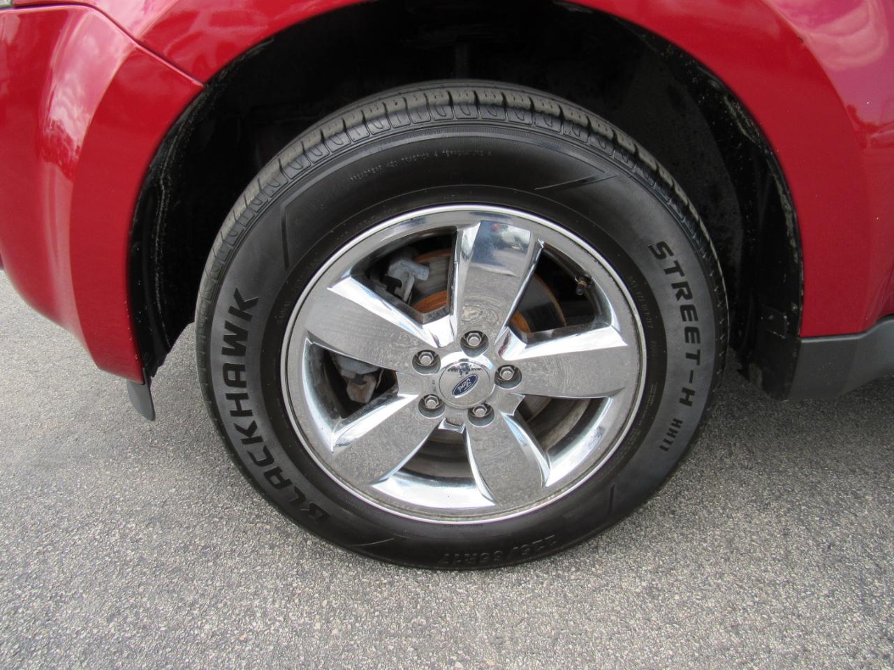 Ford Escape 4WD 4dr XLT 2011