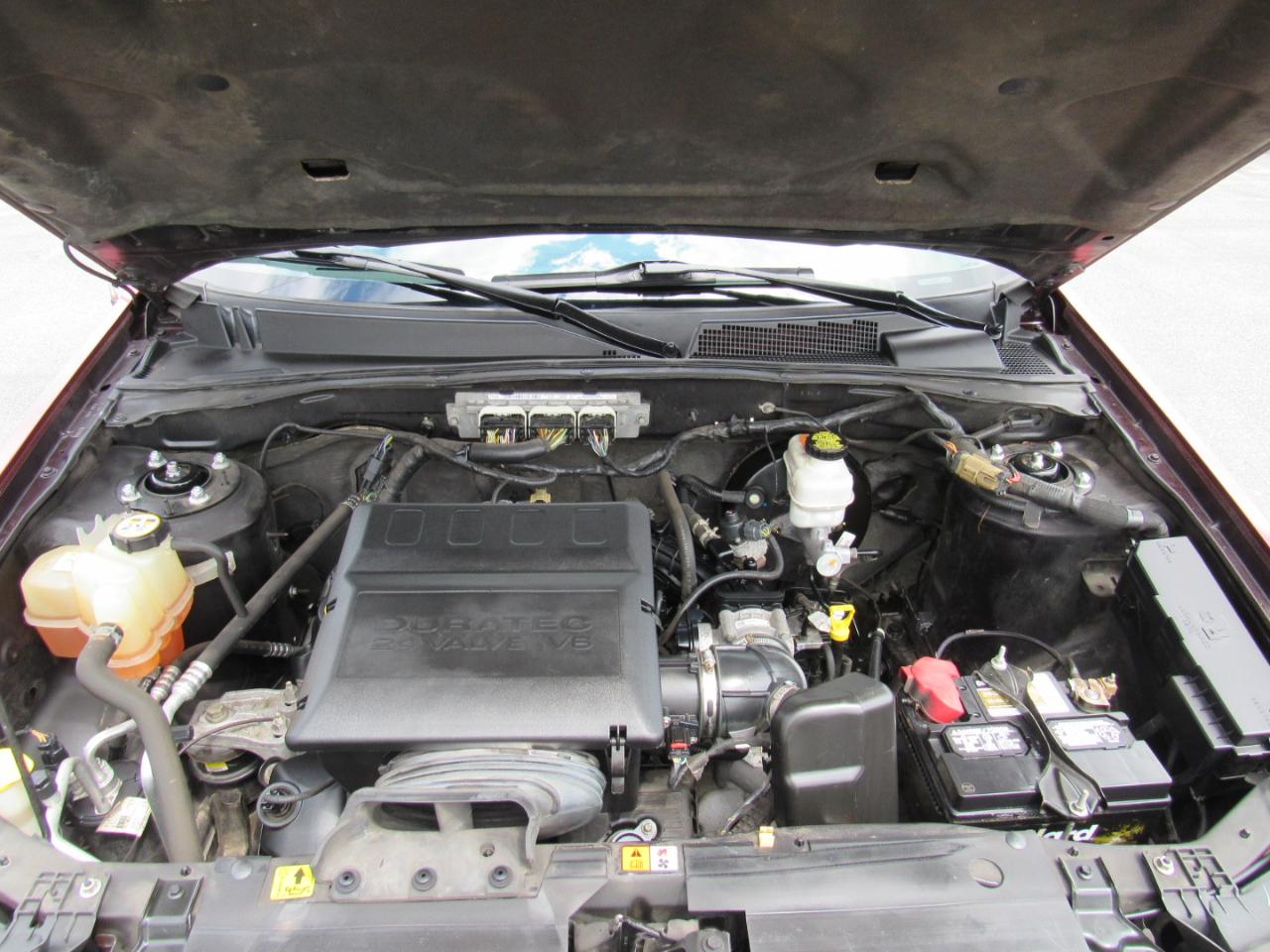 Ford Escape 4WD 4dr XLT 2011