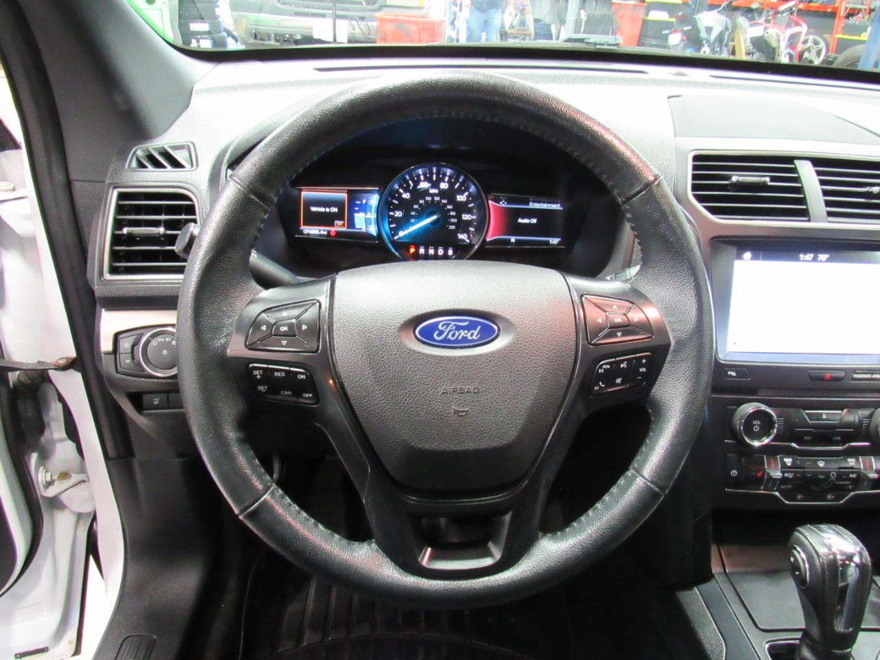 Ford Explorer XLT 4WD 2018