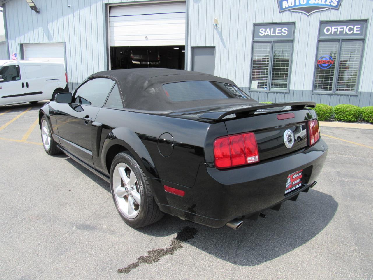 Ford Mustang 2dr Conv GT Deluxe 2008