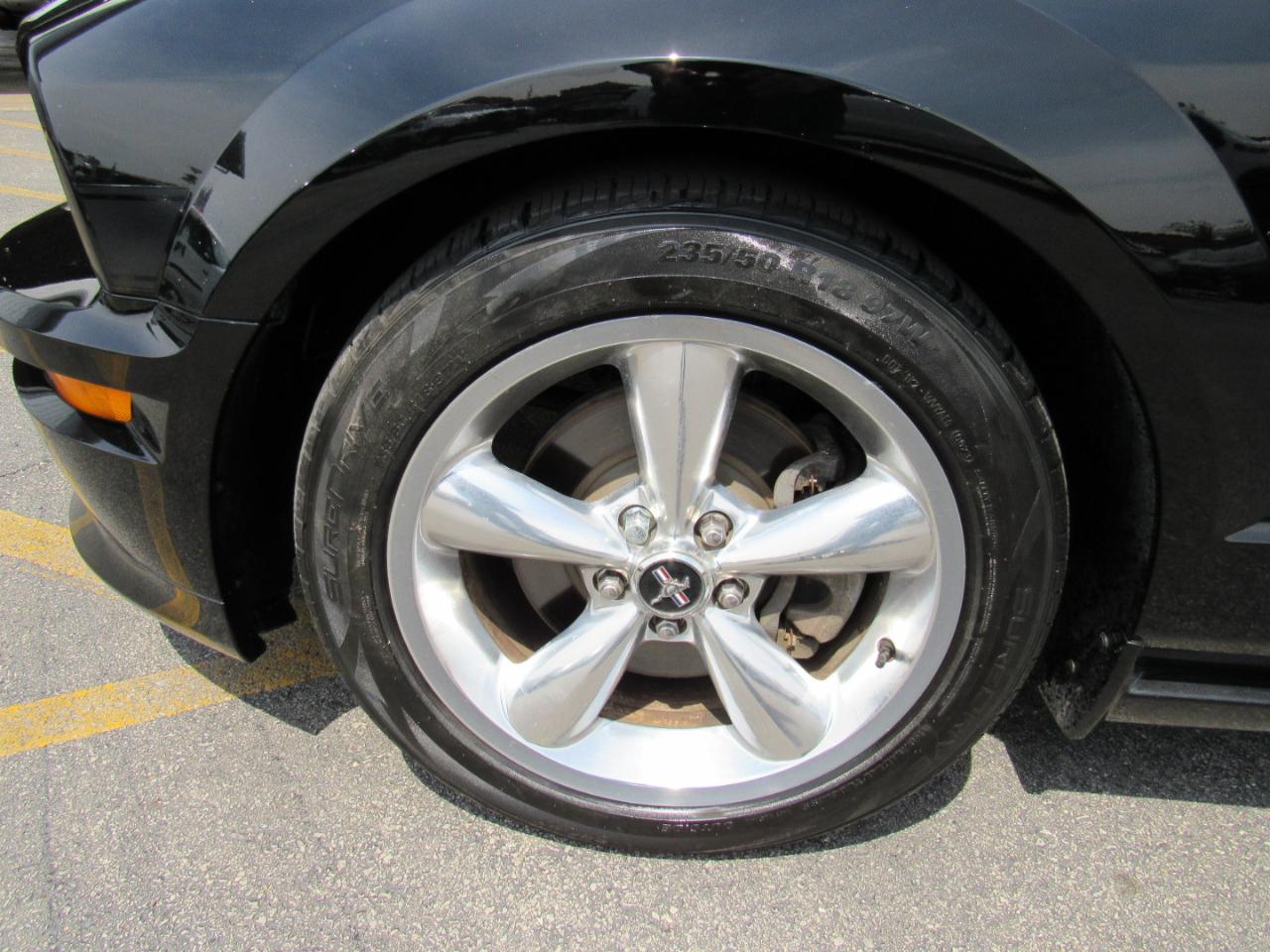 Ford Mustang 2dr Conv GT Deluxe 2008