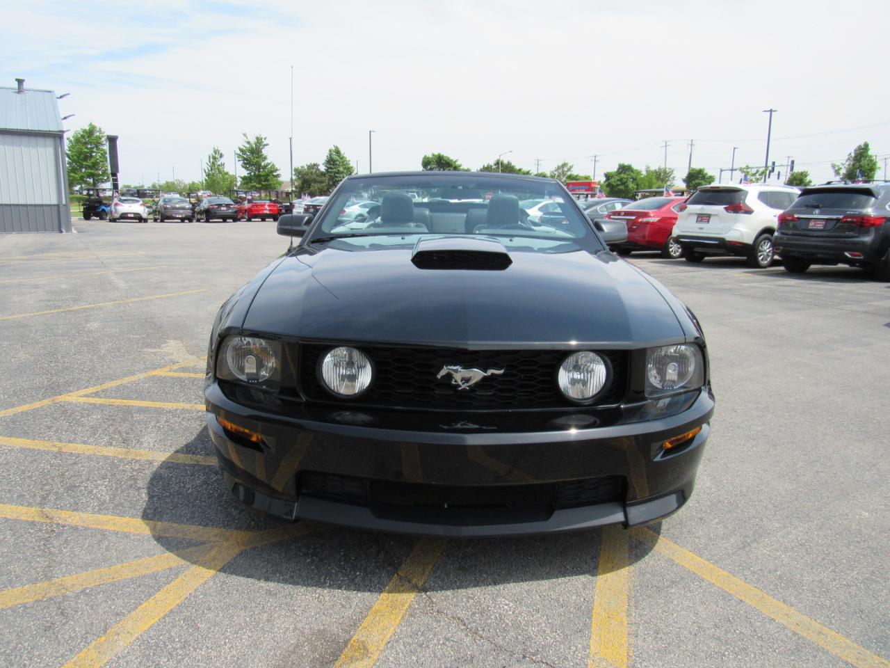 Ford Mustang 2dr Conv GT Deluxe 2008