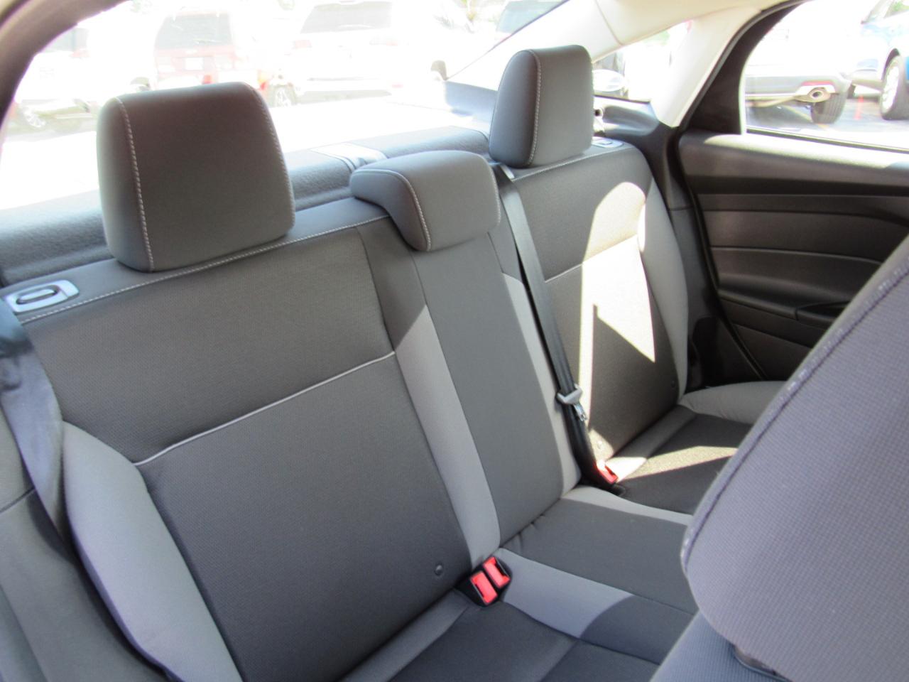 Ford Focus 4dr Sdn SE 2013