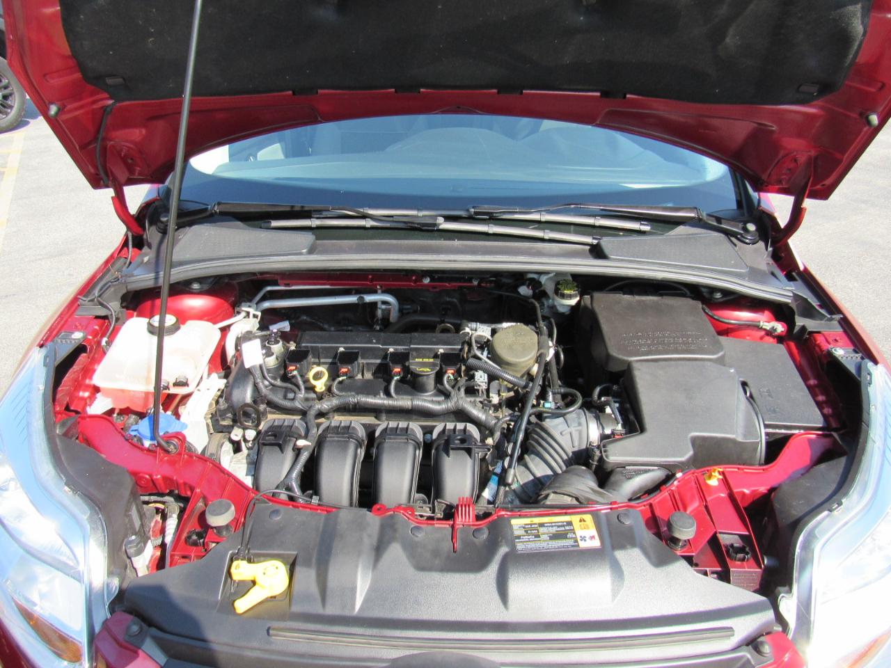 Ford Focus 4dr Sdn SE 2013