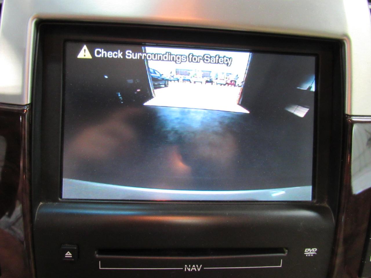 Cadillac Escalade AWD 4dr Luxury 2010