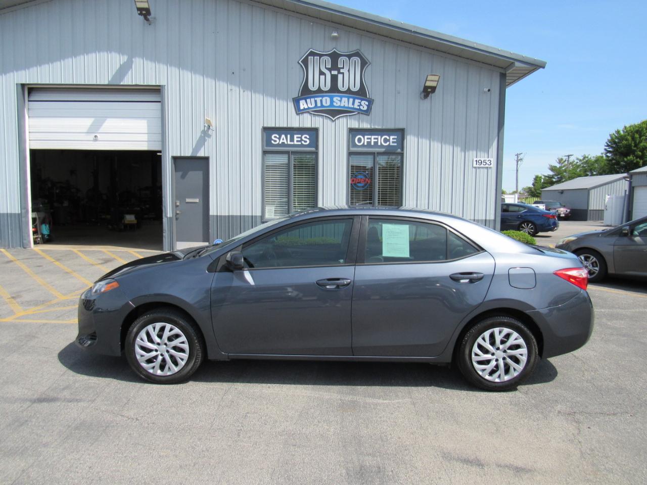 Toyota Corolla 4dr Sedan LE Auto 2017