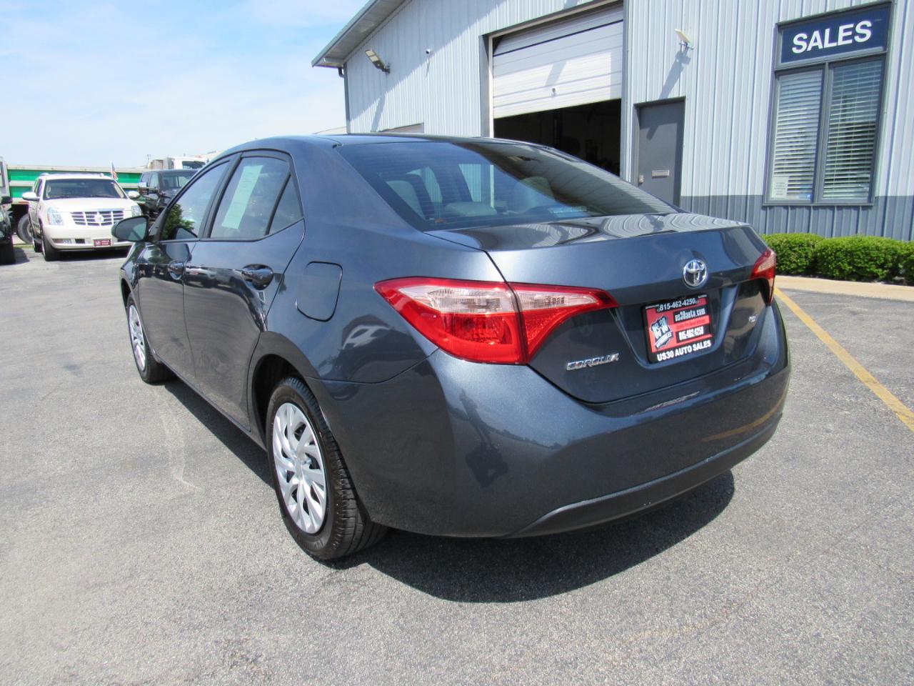 Toyota Corolla 4dr Sedan LE Auto 2017
