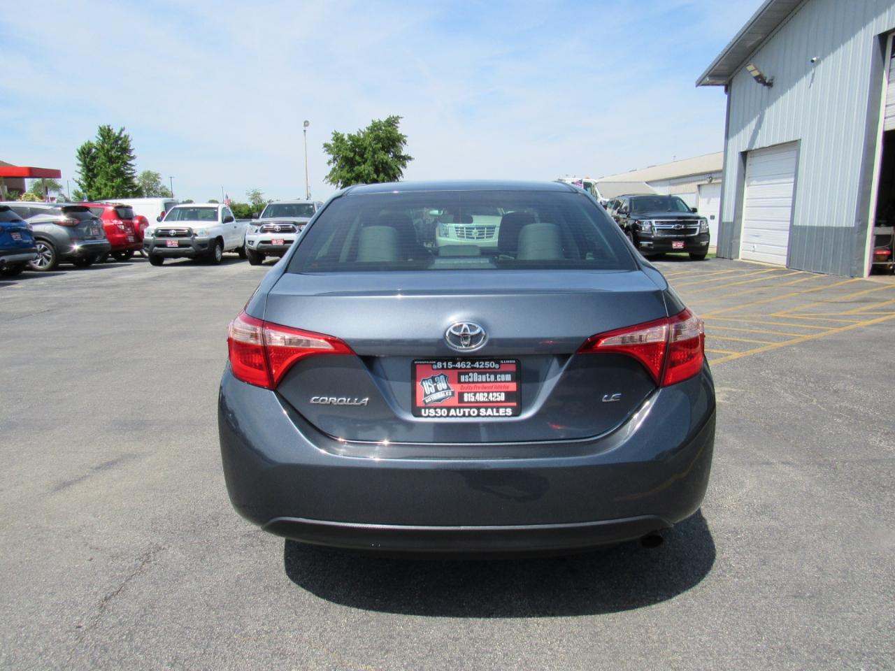 Toyota Corolla 4dr Sedan LE Auto 2017