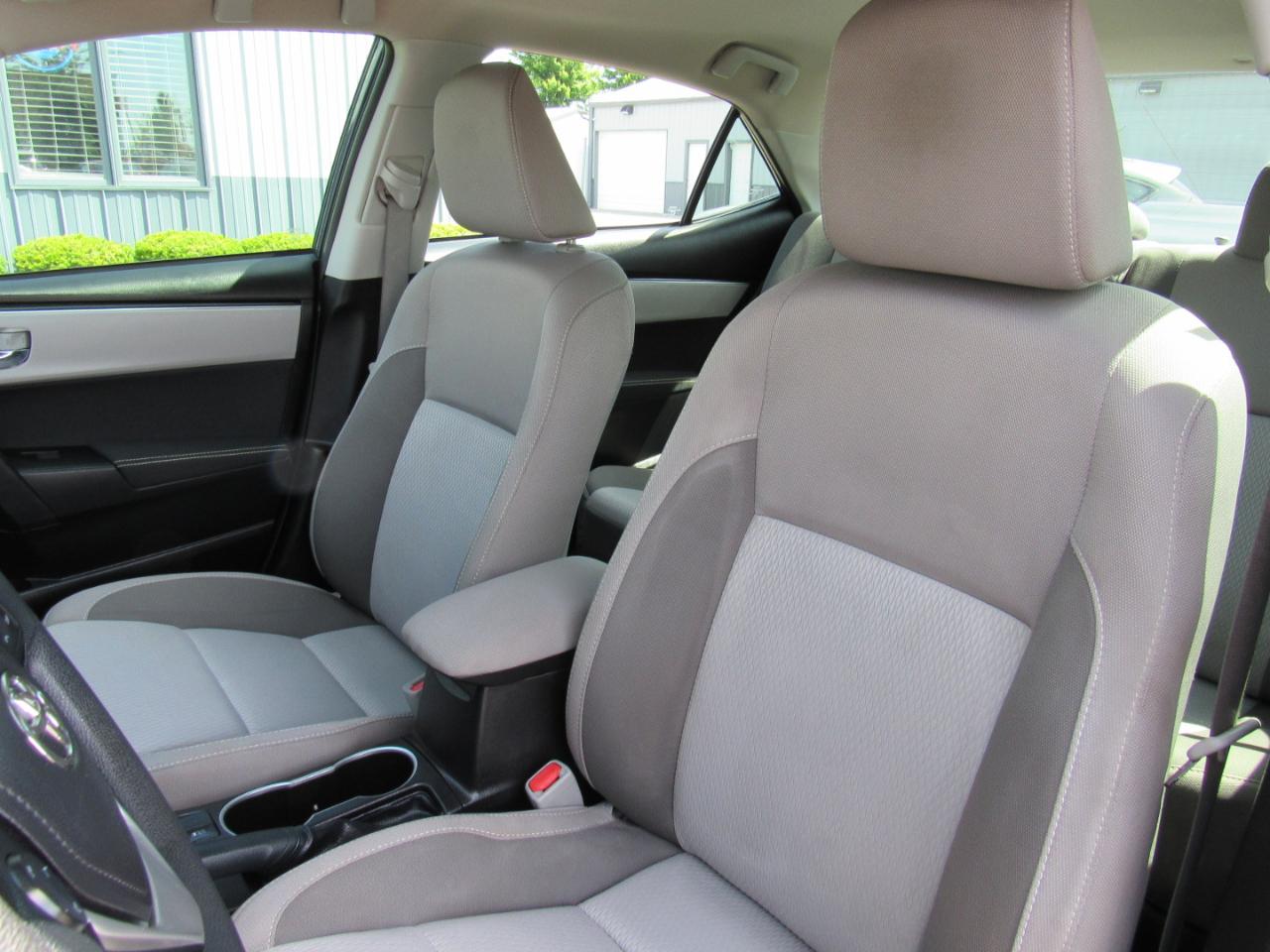 Toyota Corolla 4dr Sedan LE Auto 2017