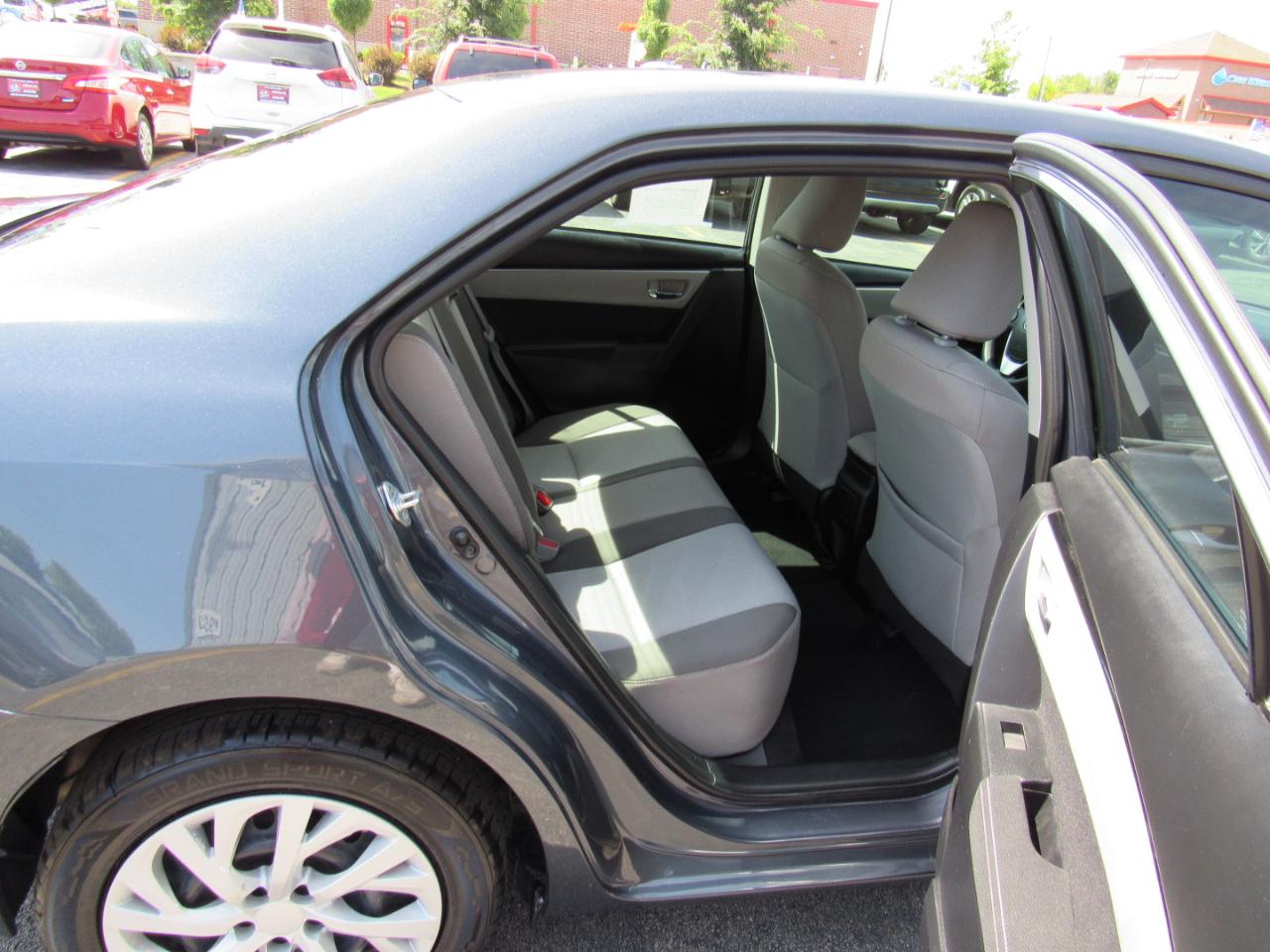 Toyota Corolla 4dr Sedan LE Auto 2017