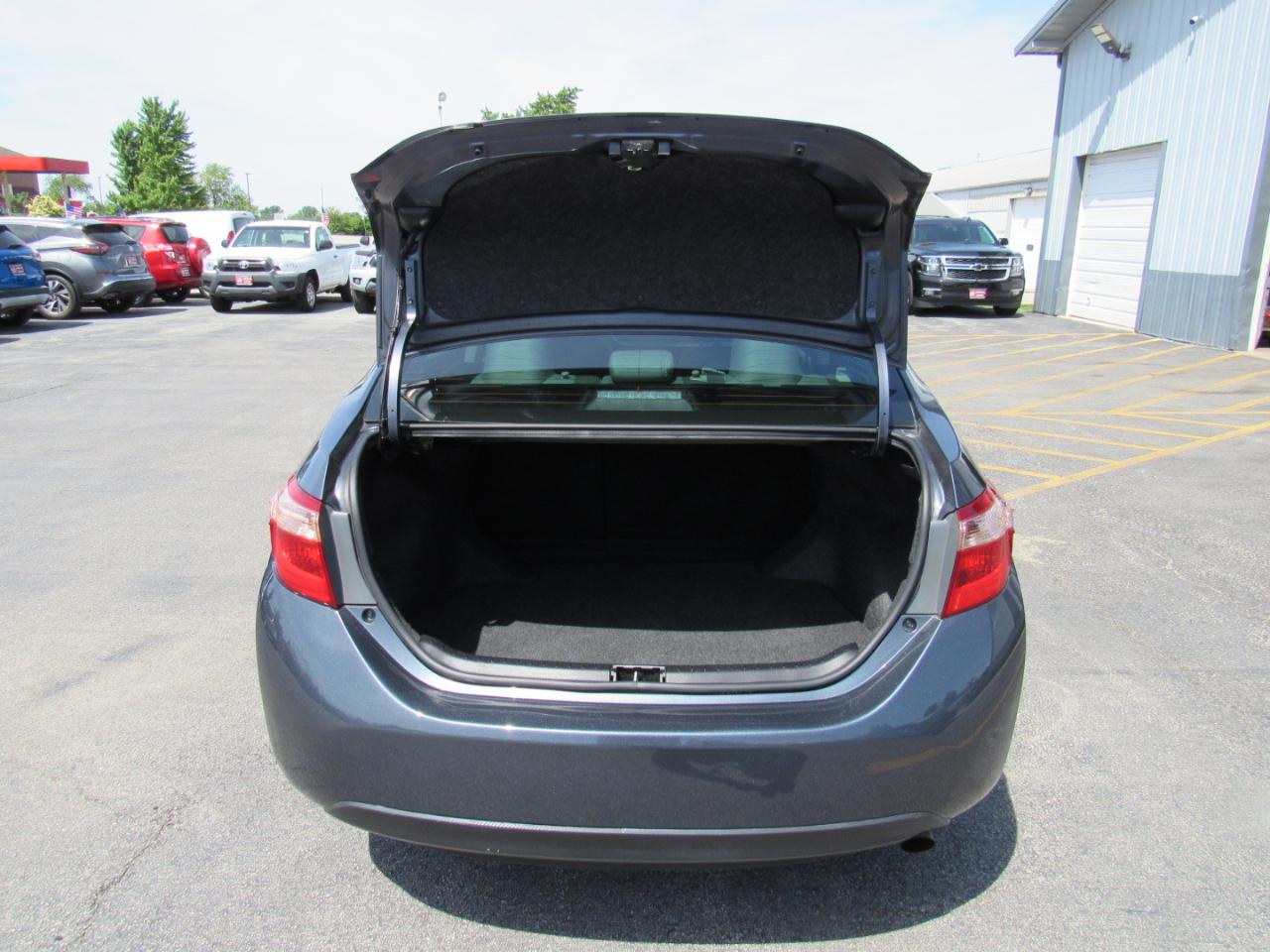 Toyota Corolla 4dr Sedan LE Auto 2017