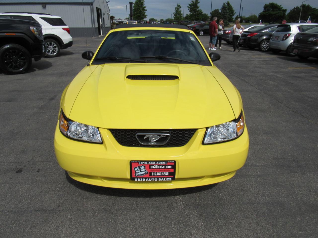 Ford Mustang 2dr Convertible GT Deluxe 2001