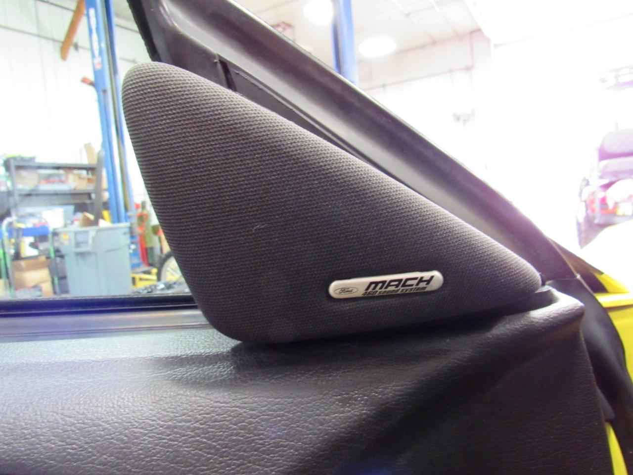 Ford Mustang 2dr Convertible GT Deluxe 2001