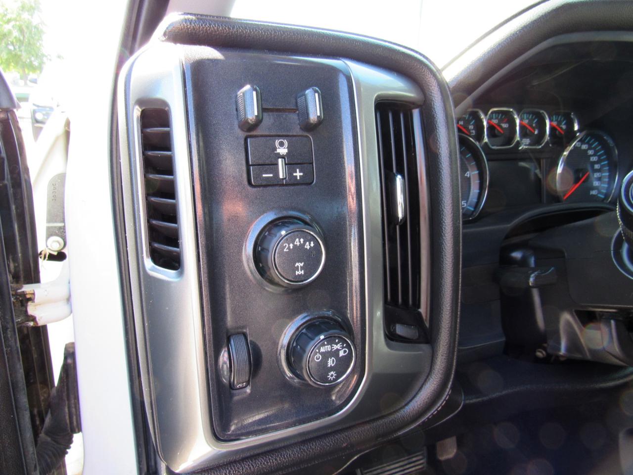 Chevrolet Silverado 2500HD 4WD Crew Cab 153.7" LTZ 2018