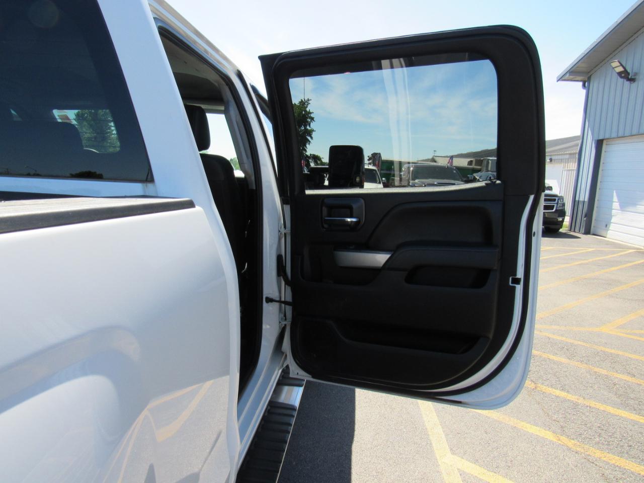 Chevrolet Silverado 2500HD 4WD Crew Cab 153.7" LTZ 2018
