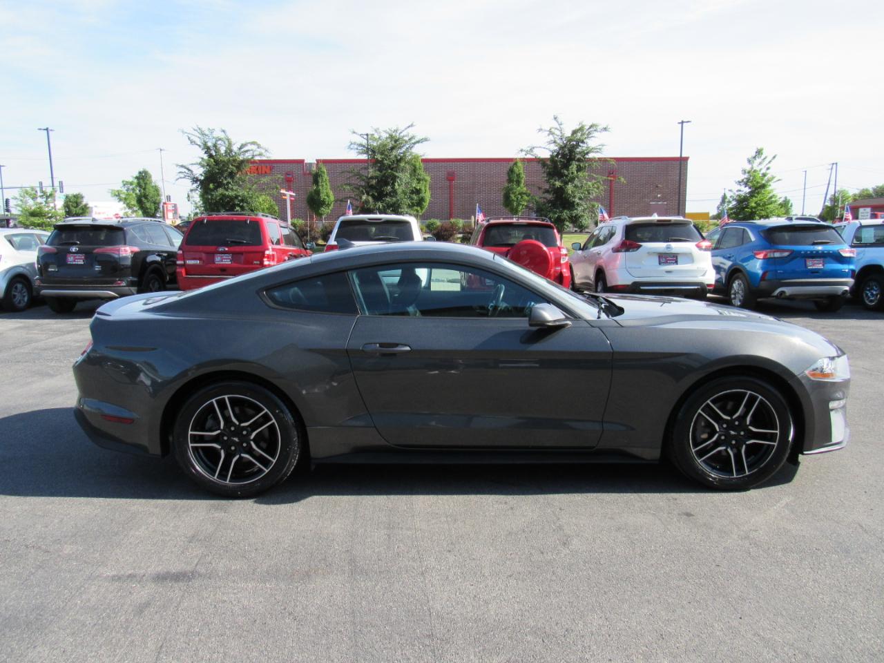 Ford Mustang EcoBoost Fastback 2020