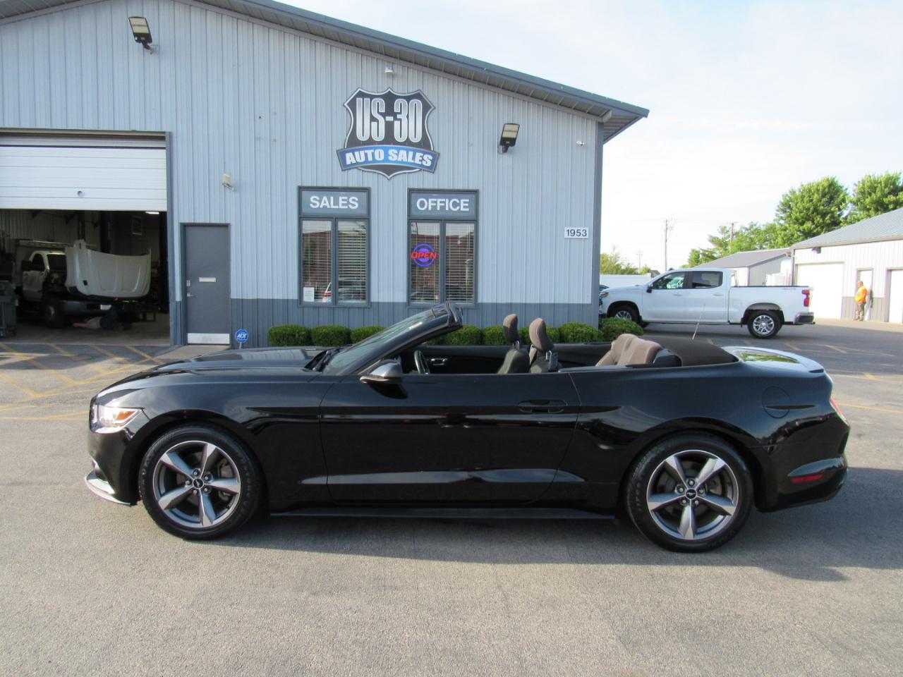 Ford Mustang 2dr Conv V6 2016