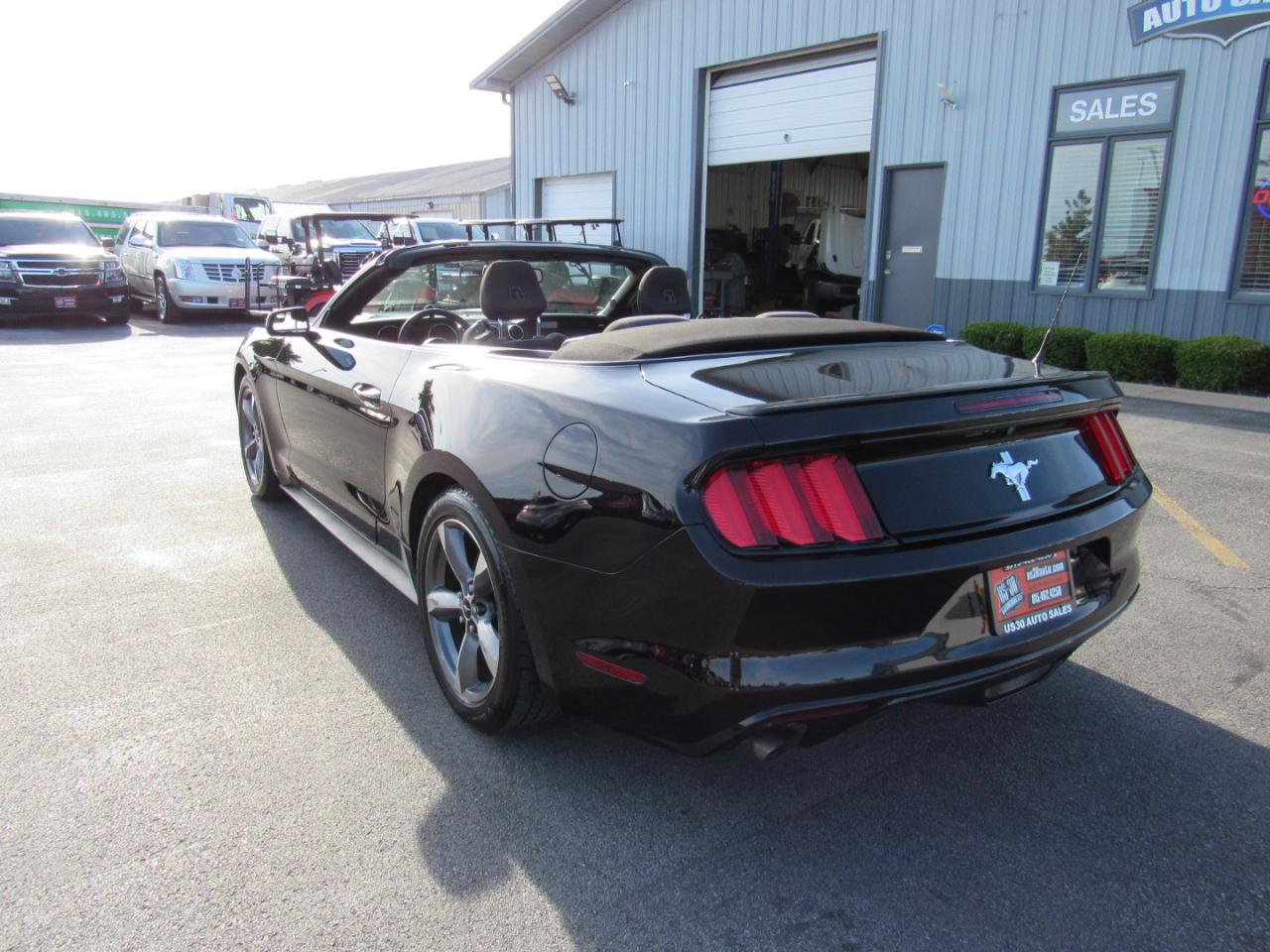 Ford Mustang 2dr Conv V6 2016