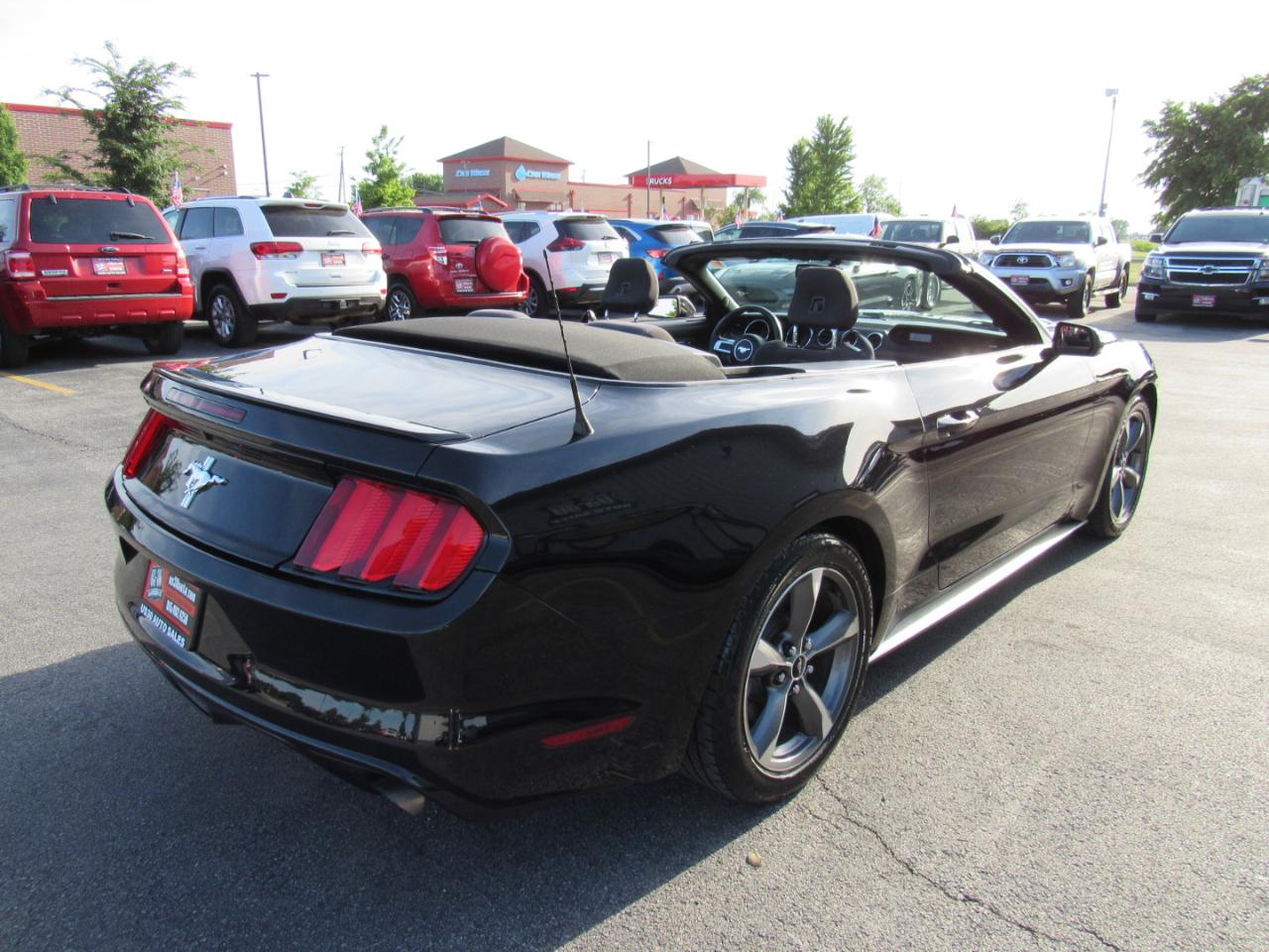 Ford Mustang 2dr Conv V6 2016