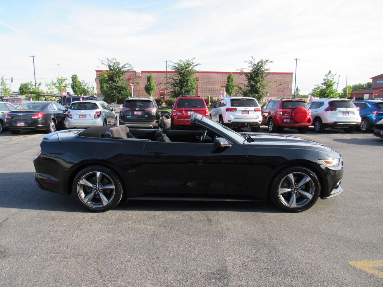 Ford Mustang 2dr Conv V6 2016