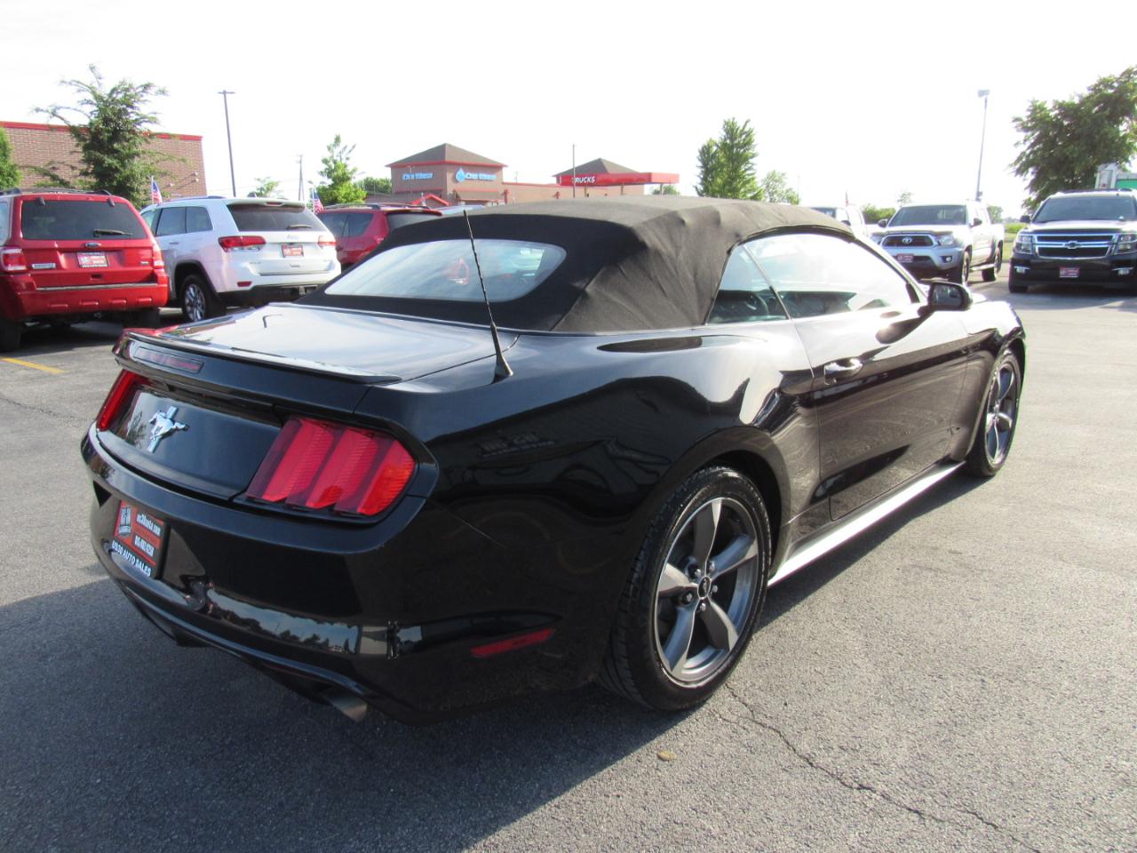 Ford Mustang 2dr Conv V6 2016