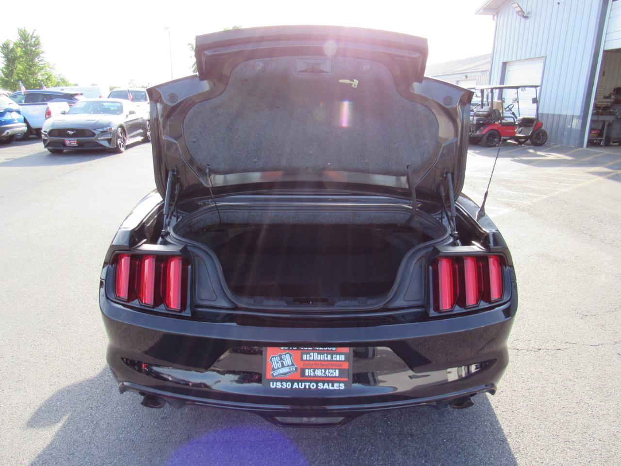 Ford Mustang 2dr Conv V6 2016