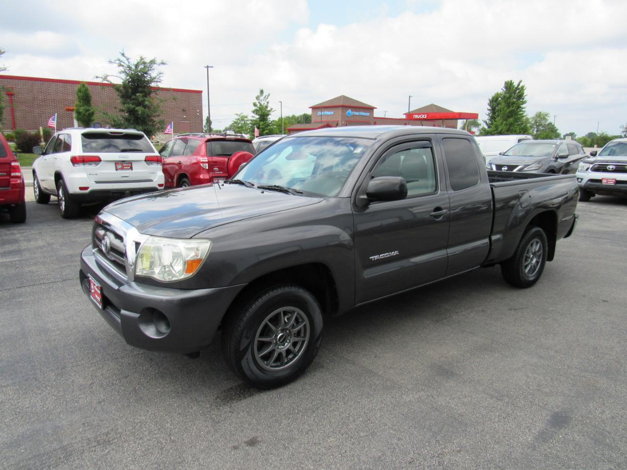 Toyota Tacoma 4WD Access Cab I4 AT SR (Natl) 2010